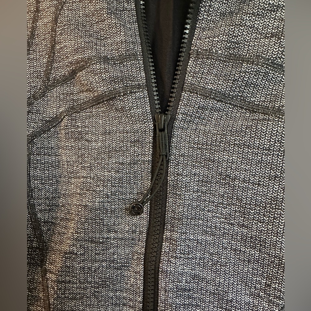 **SOLD** Lululemon Define Jacket - Picture 2 of 7